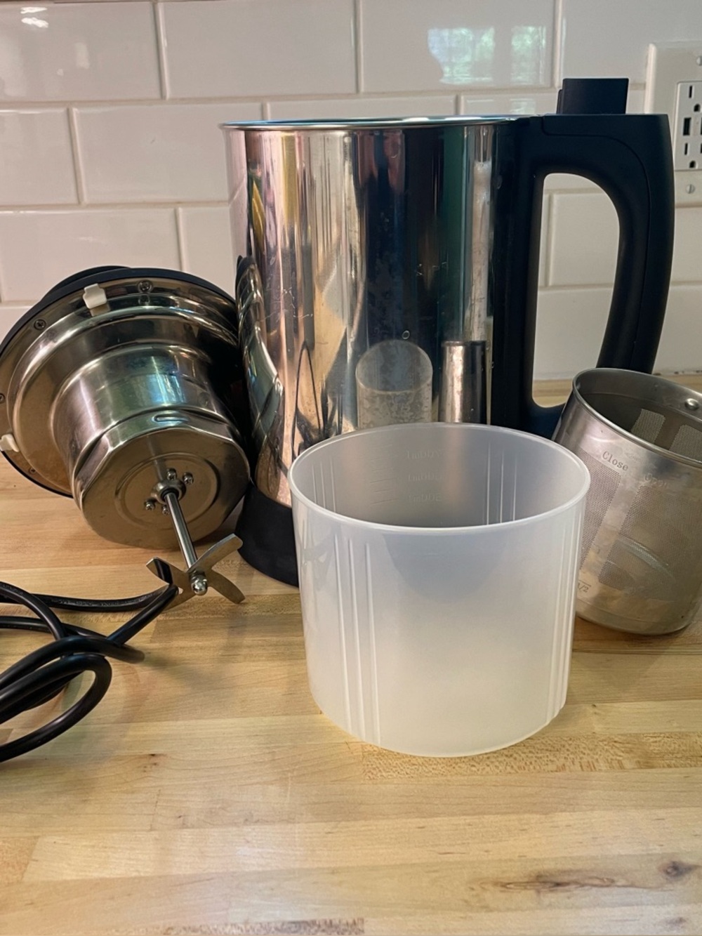 Almond Cow Nut Milk Non-dairy Milk Maker
